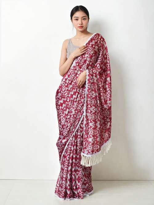 women printed casual wear saree with blouse - 22076086 - Standard Image - 0