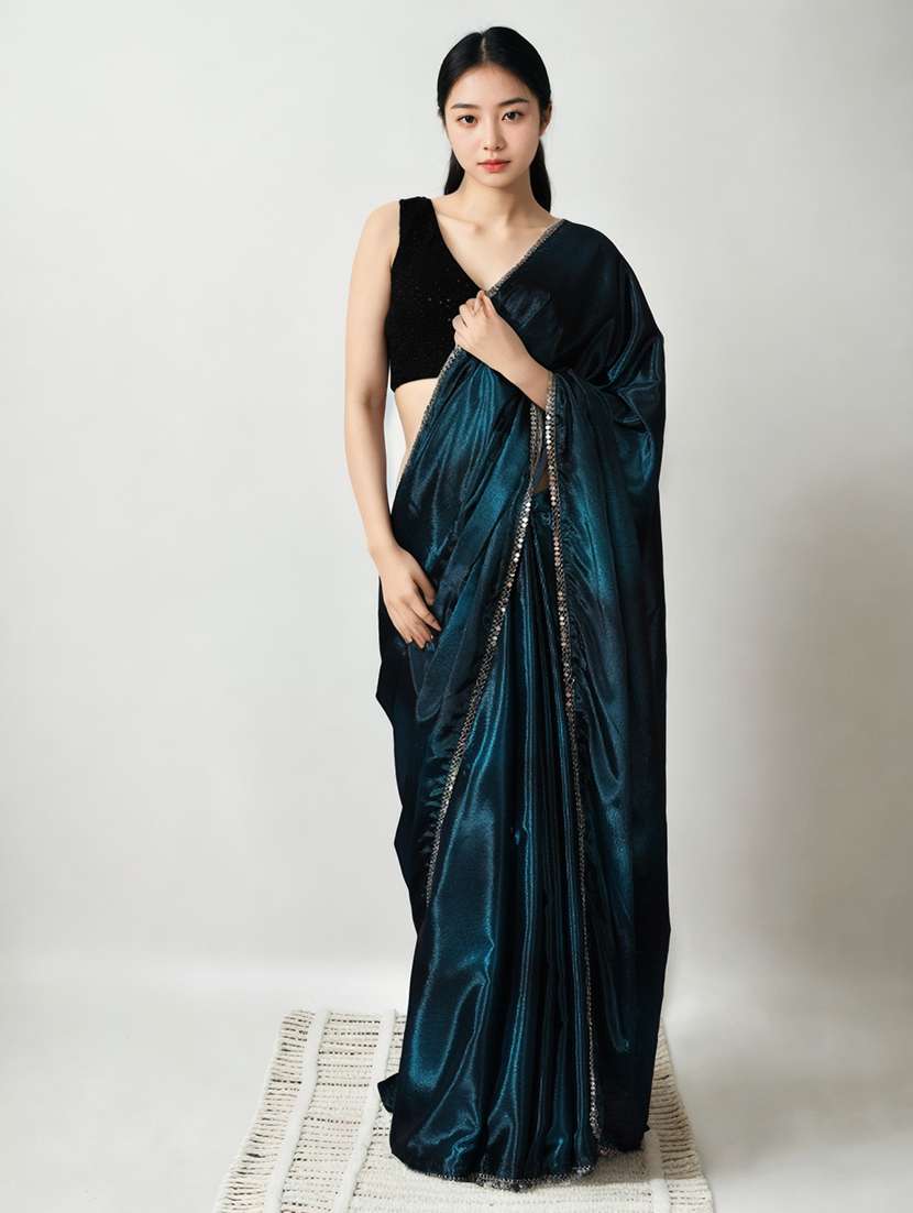 women printed casual wear saree with blouse
