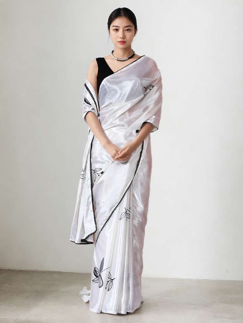 women printed casual wear saree with blouse - 22076101 - Zoom Image - 0