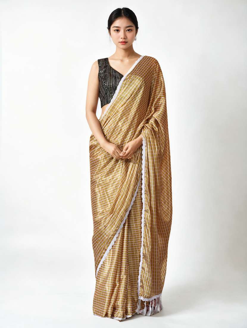 women printed casual wear saree with blouse