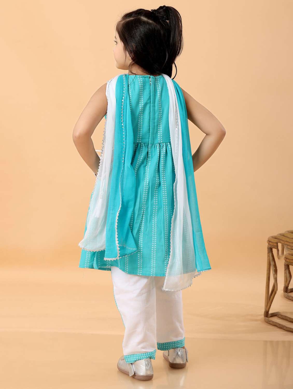 girls self designed kurta and pant with dupatta set - 22076400 -  Standard Image - 3