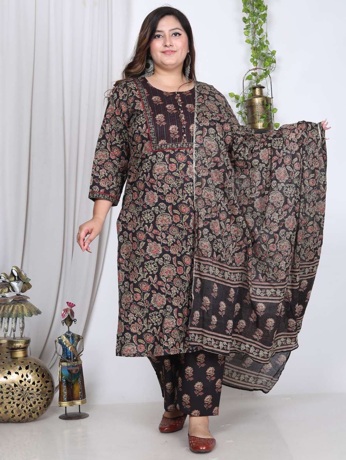 women floral printed three quarter sleeve kurta pant with dupatta set