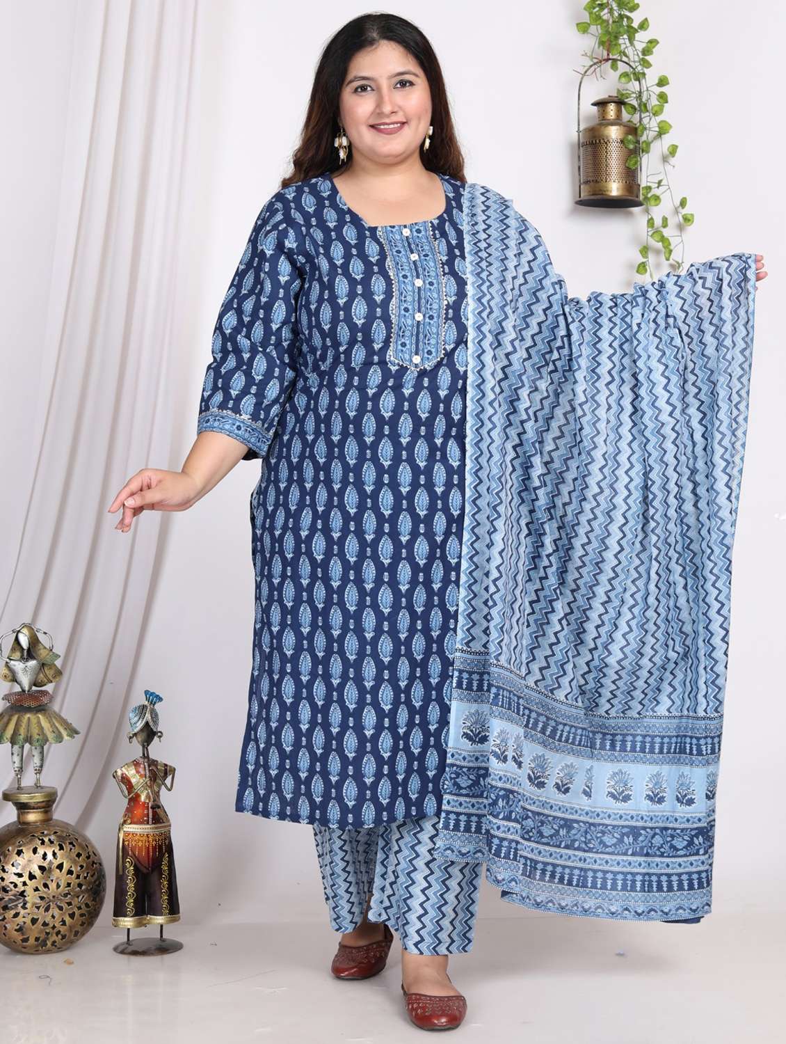 women printed three quarter sleeve kurta pant with dupatta set