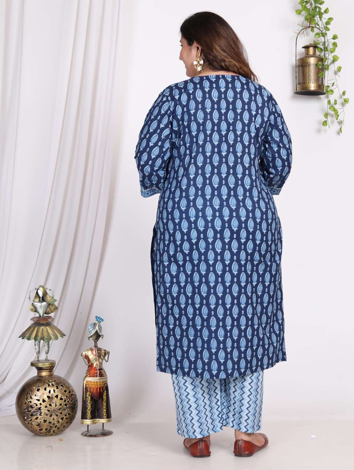 women printed three quarter sleeve kurta pant with dupatta set - 22076473 -  Standard Image - 3