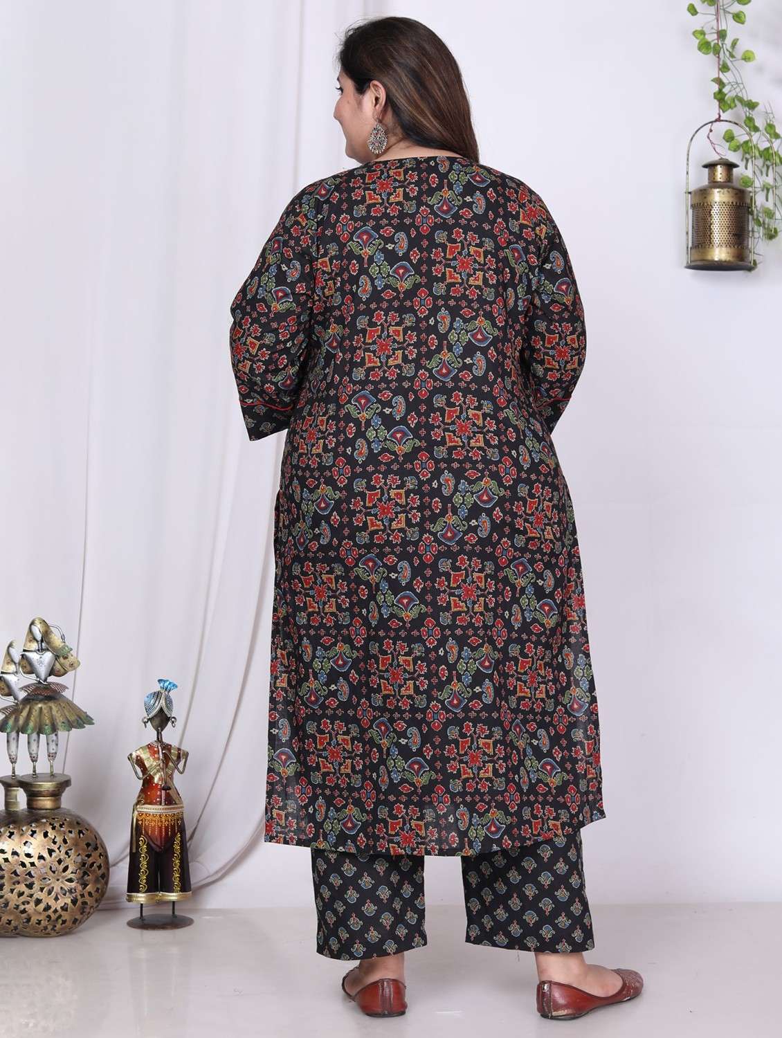 women printed three quarter sleeve kurta pant with dupatta set - 22076480 -  Standard Image - 3