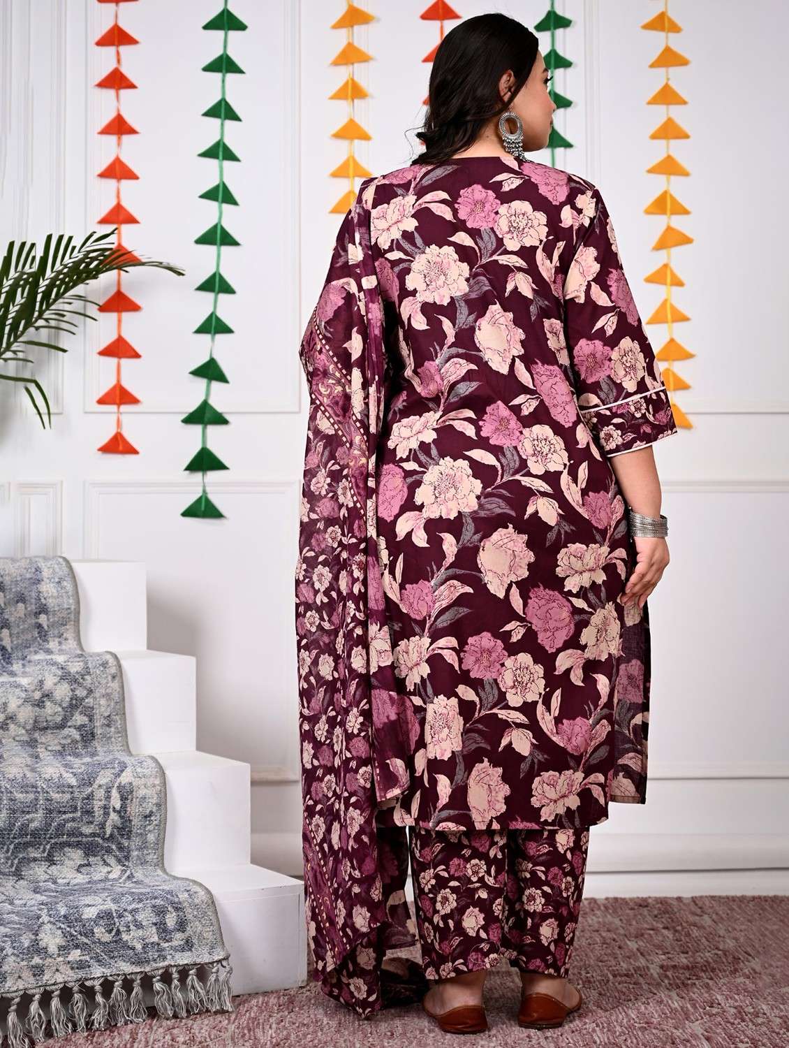 women printed three quarter sleeve kurta pant with dupatta set - 22076488 -  Standard Image - 3