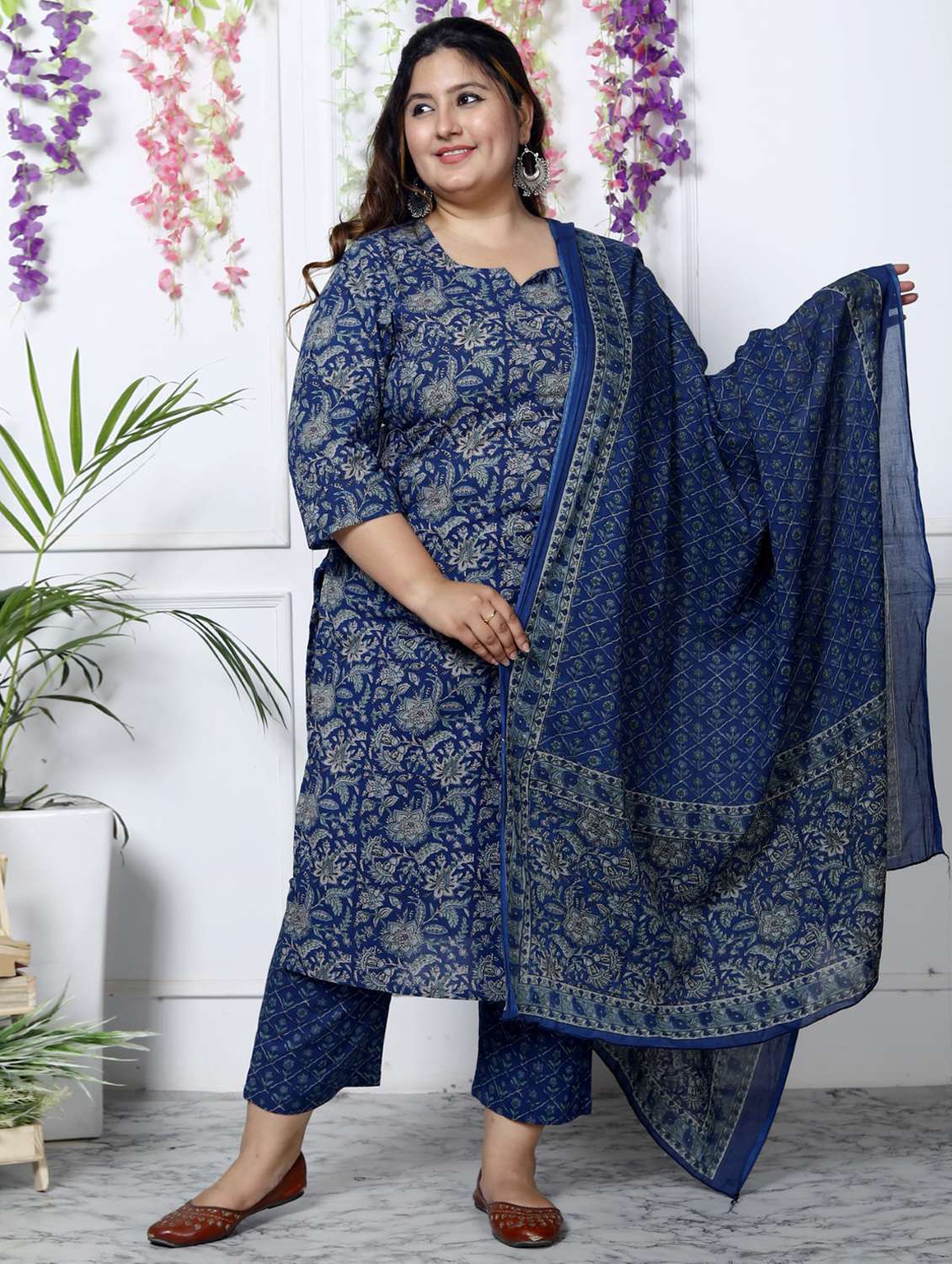 women floral printed three quarter sleeve kurta pant with dupatta set