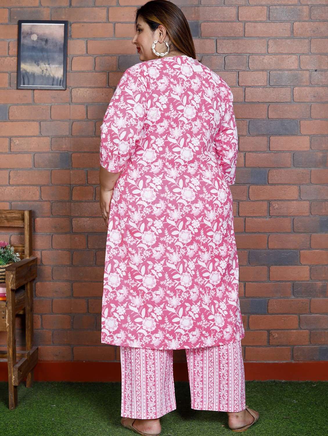 women floral printed three quarter sleeve kurta pant with dupatta set - 22076498 -  Standard Image - 3