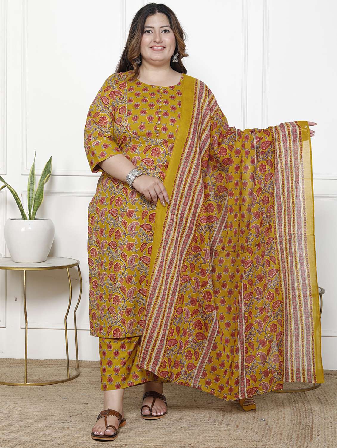 women floral printed three quarter sleeve kurta pant with dupatta set