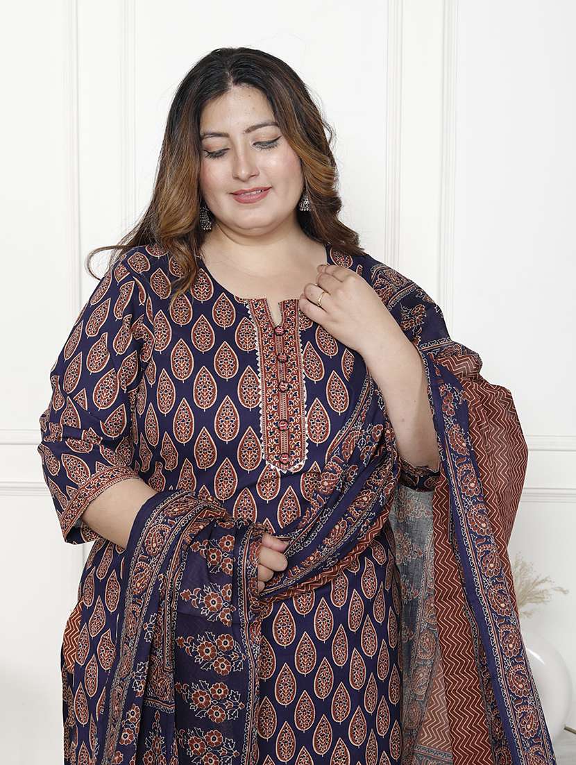 women printed three quarter sleeve kurta pant with dupatta set - 22076525 -  Standard Image - 3