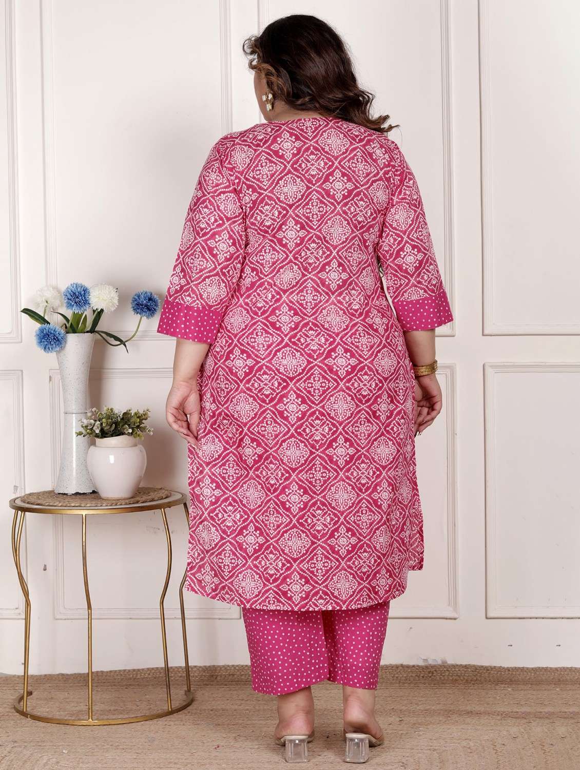 women bandhani printed three quarter sleeve kurta pant with dupatta set - 22076536 -  Standard Image - 3