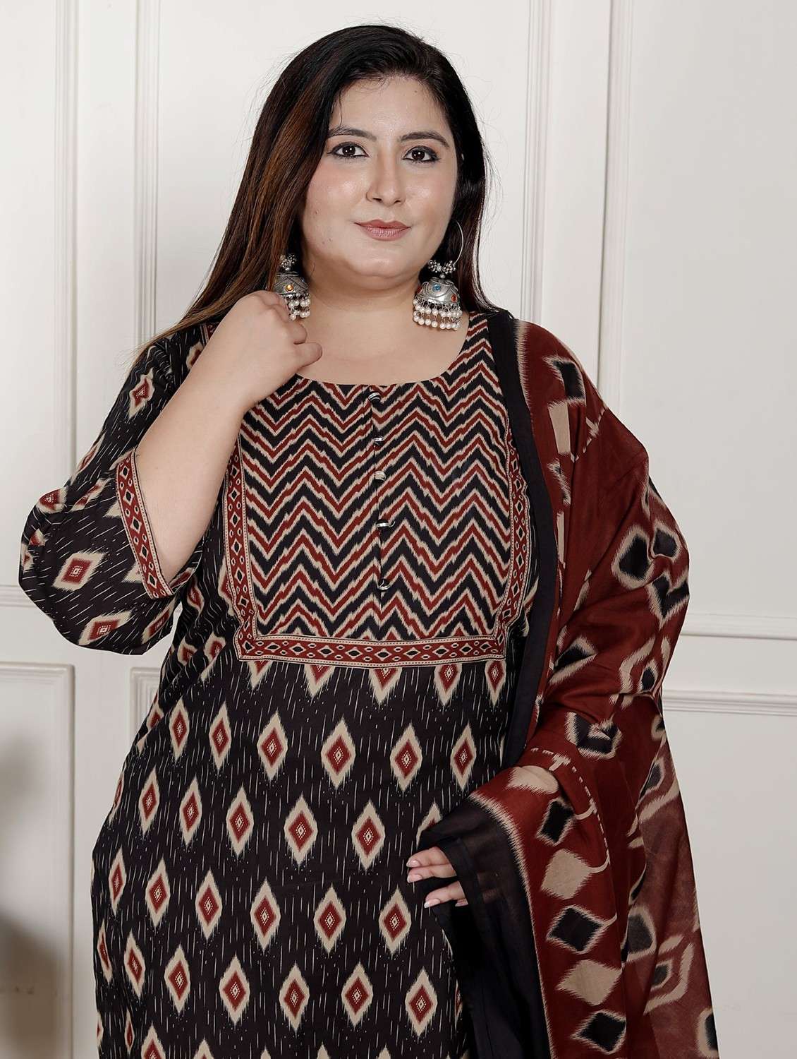 women printed three quarter sleeve kurta pant with dupatta set - 22076540 -  Standard Image - 3