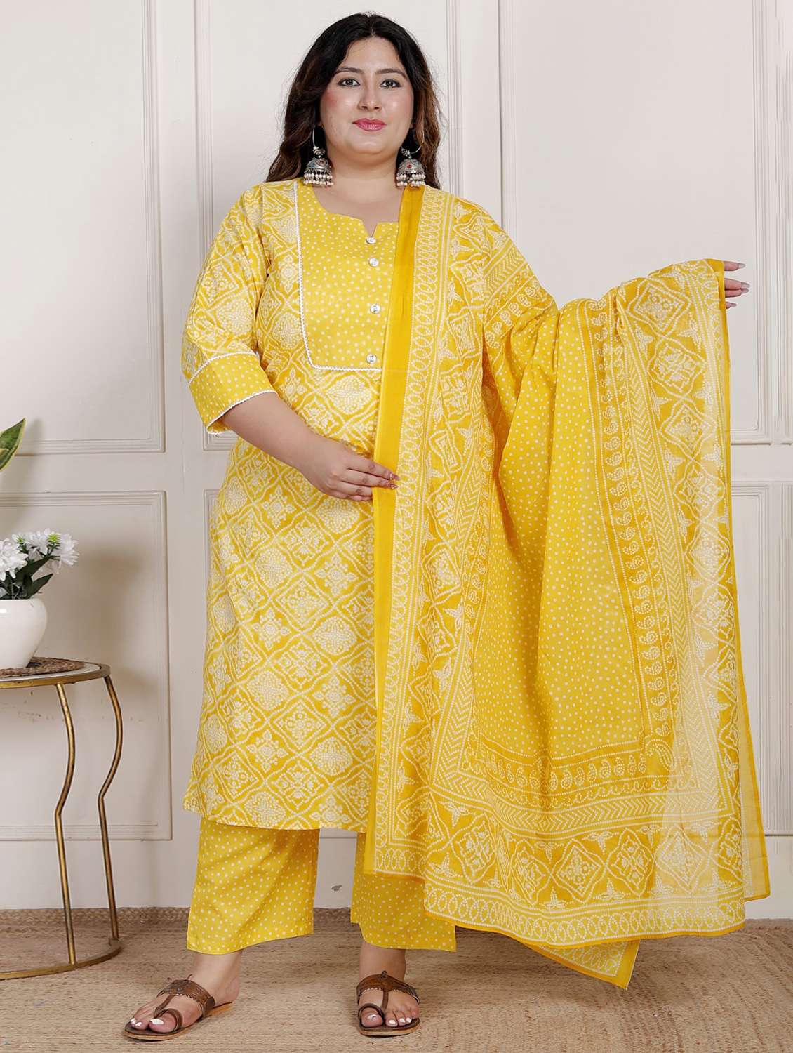 women bandhani printed three quarter sleeve kurta pant with dupatta set