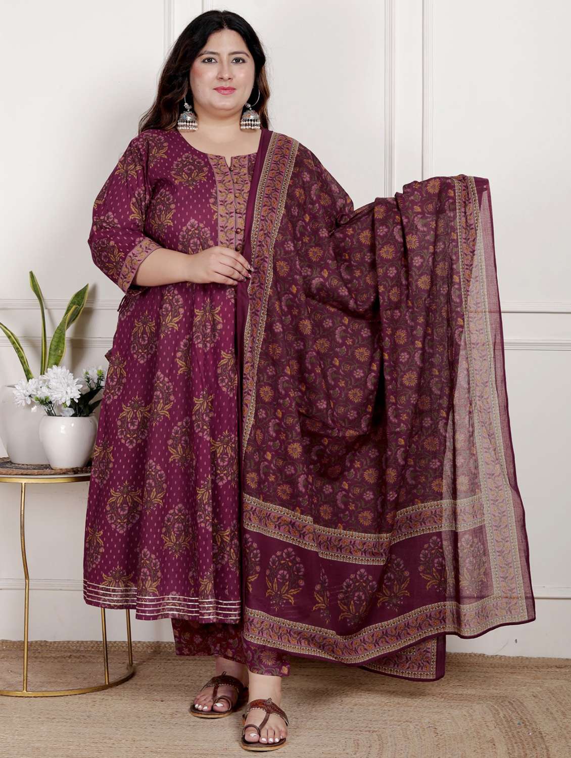 women printed three quarter sleeve kurta pant with dupatta set