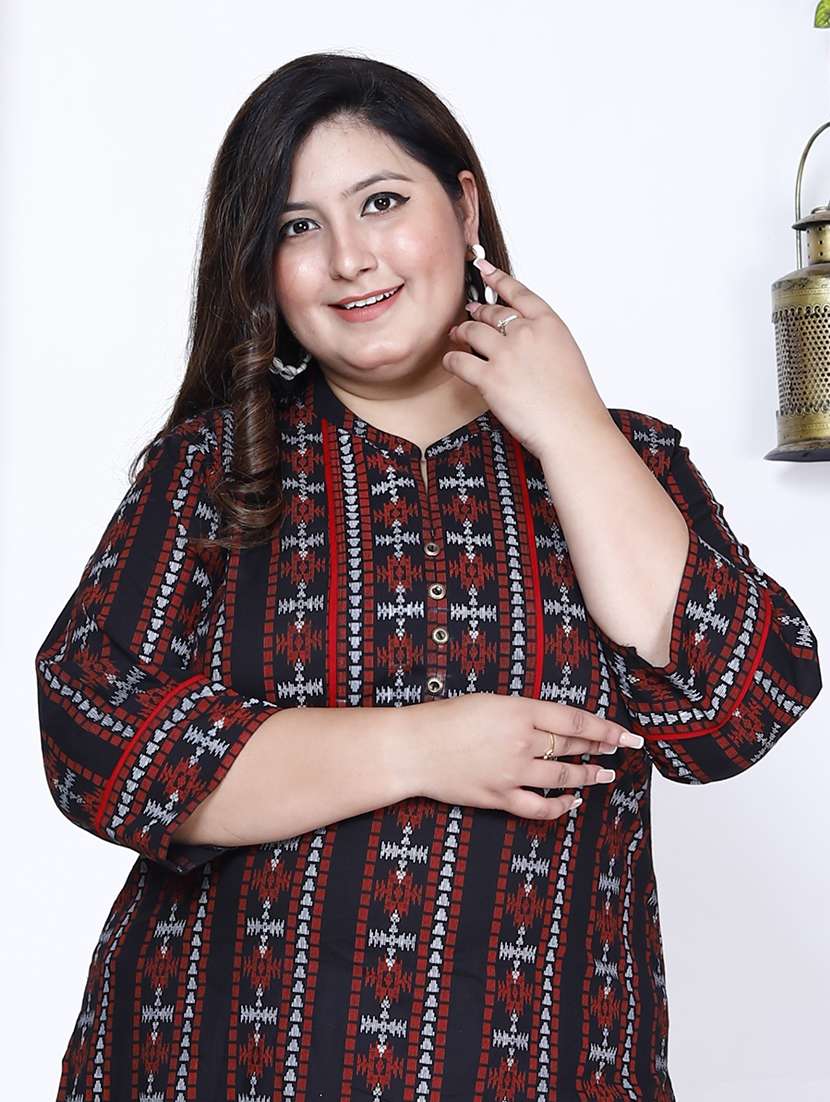 women plus size three quarter sleeve straight kurta - 22076564 -  Standard Image - 3