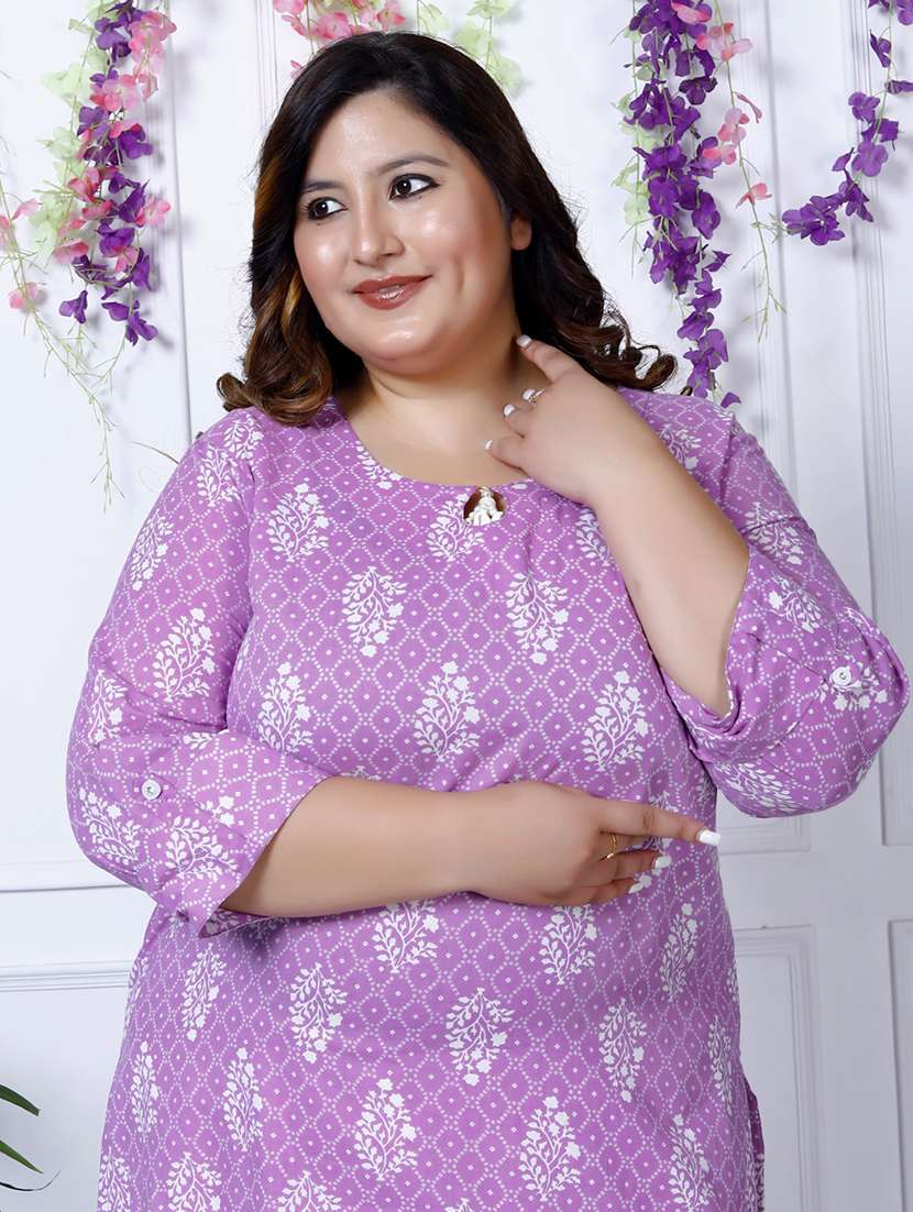 women plus size three quarter sleeve straight kurta - 22076574 -  Standard Image - 3