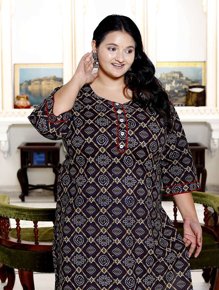 women plus size three quarter sleeve straight kurta - 22076579 - Standard Image - 3