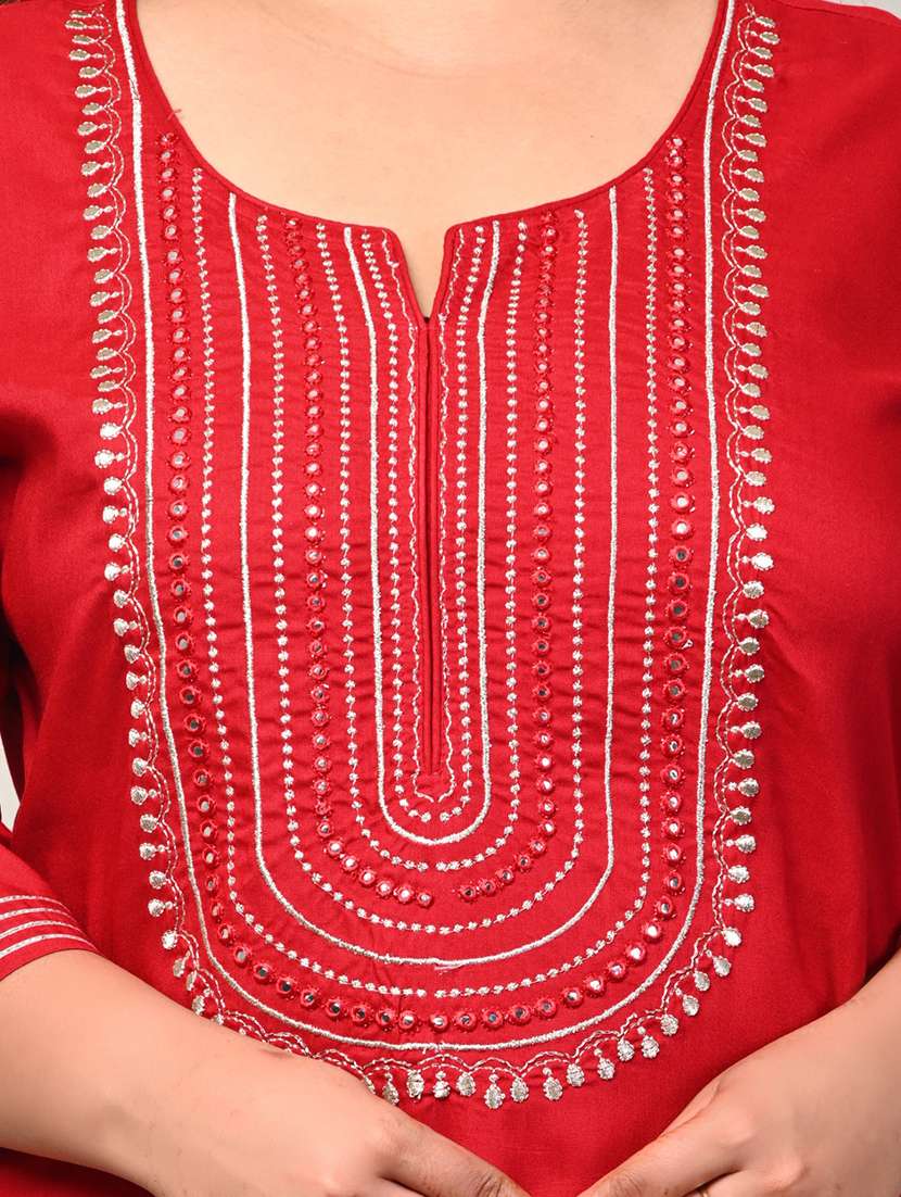 women plus size three quarter sleeve straight kurta - 22076592 -  Standard Image - 3