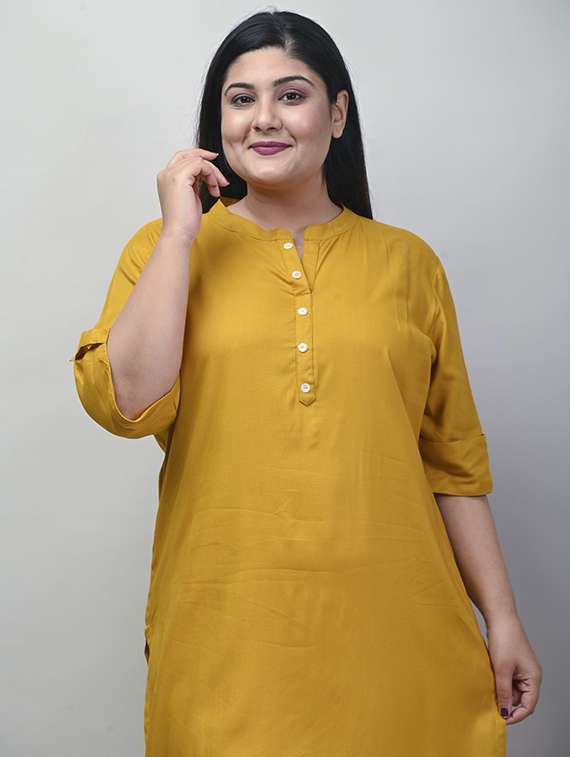 women plus size three quarter sleeve straight kurta - 22076636 -  Standard Image - 3