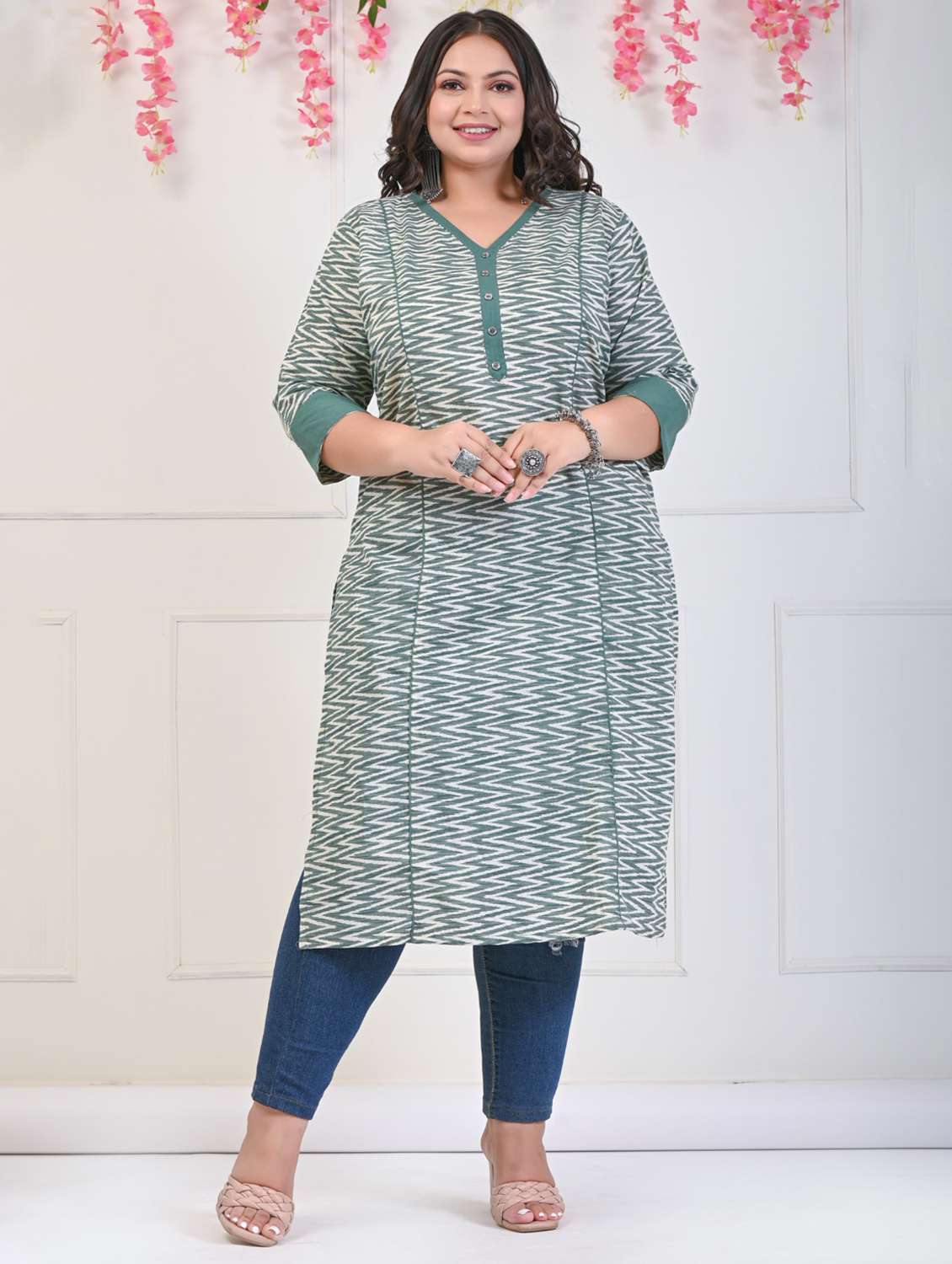 women plus size three quarter sleeve a-line kurta - 22076650 - Zoom Image - 0