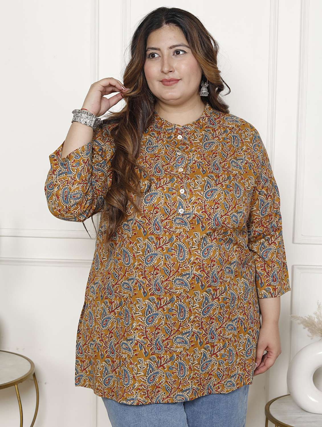 women plus size three quarter sleeve straight kurti