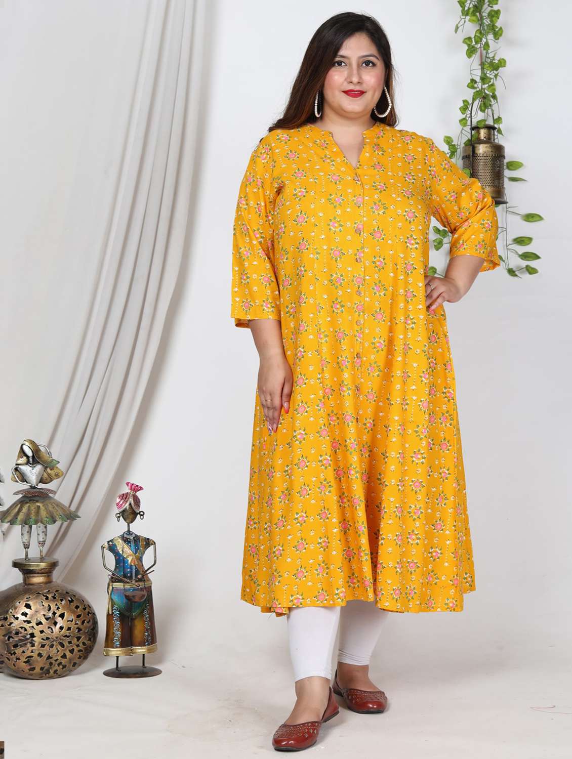 women printed three quarter sleeve flared kurta