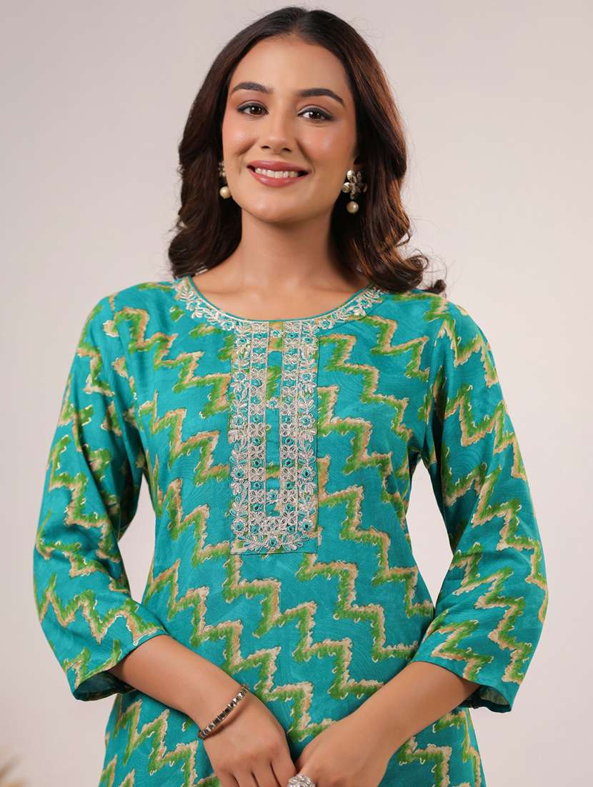 women printed three quarter sleeve straight kurta - 22076874 - Standard Image - 3