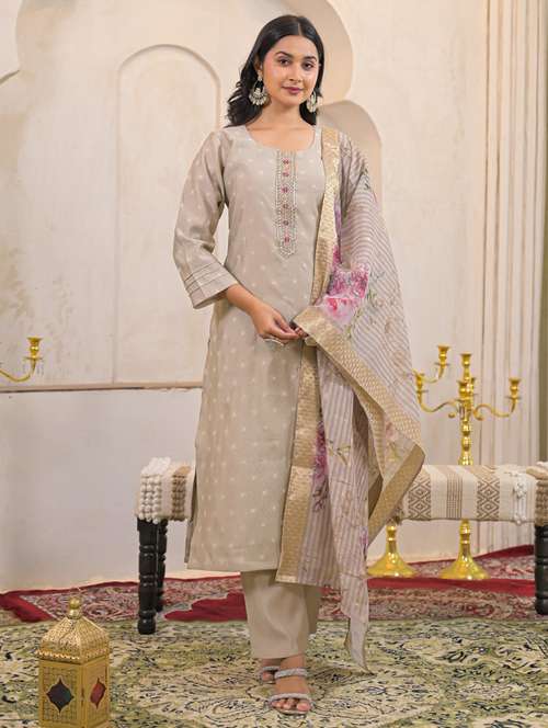 women three quarter sleeve kurta pant with dupatta set - 22076895 -  Standard Image - 0