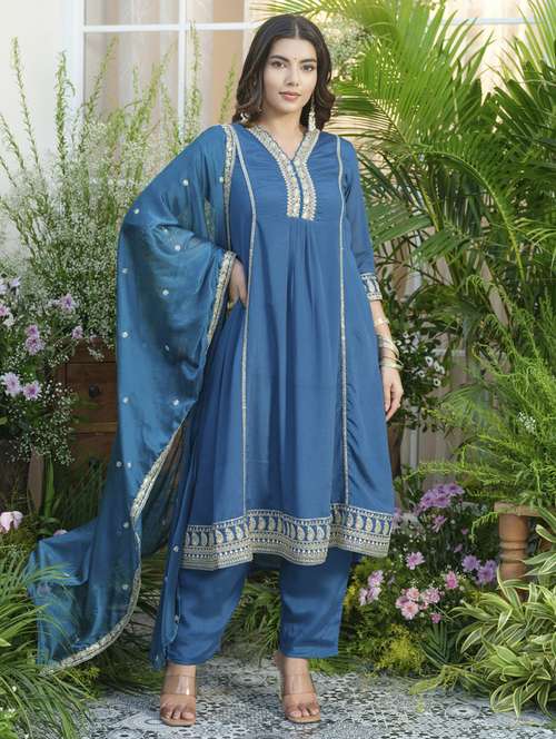 women three quarter sleeve kurta pant with dupatta set - 22076906 -  Standard Image - 0