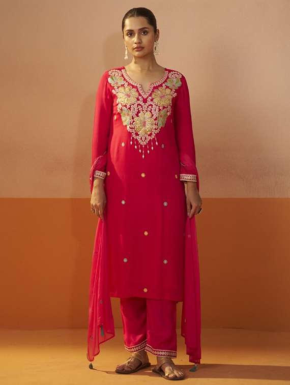 women embroidered long sleeve kurta pant with dupatta set