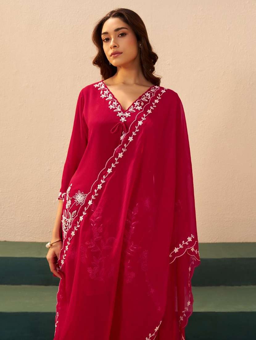 women embroidered three quarter sleeve kurta palazzo with dupatta set - 22076941 - Standard Image - 3