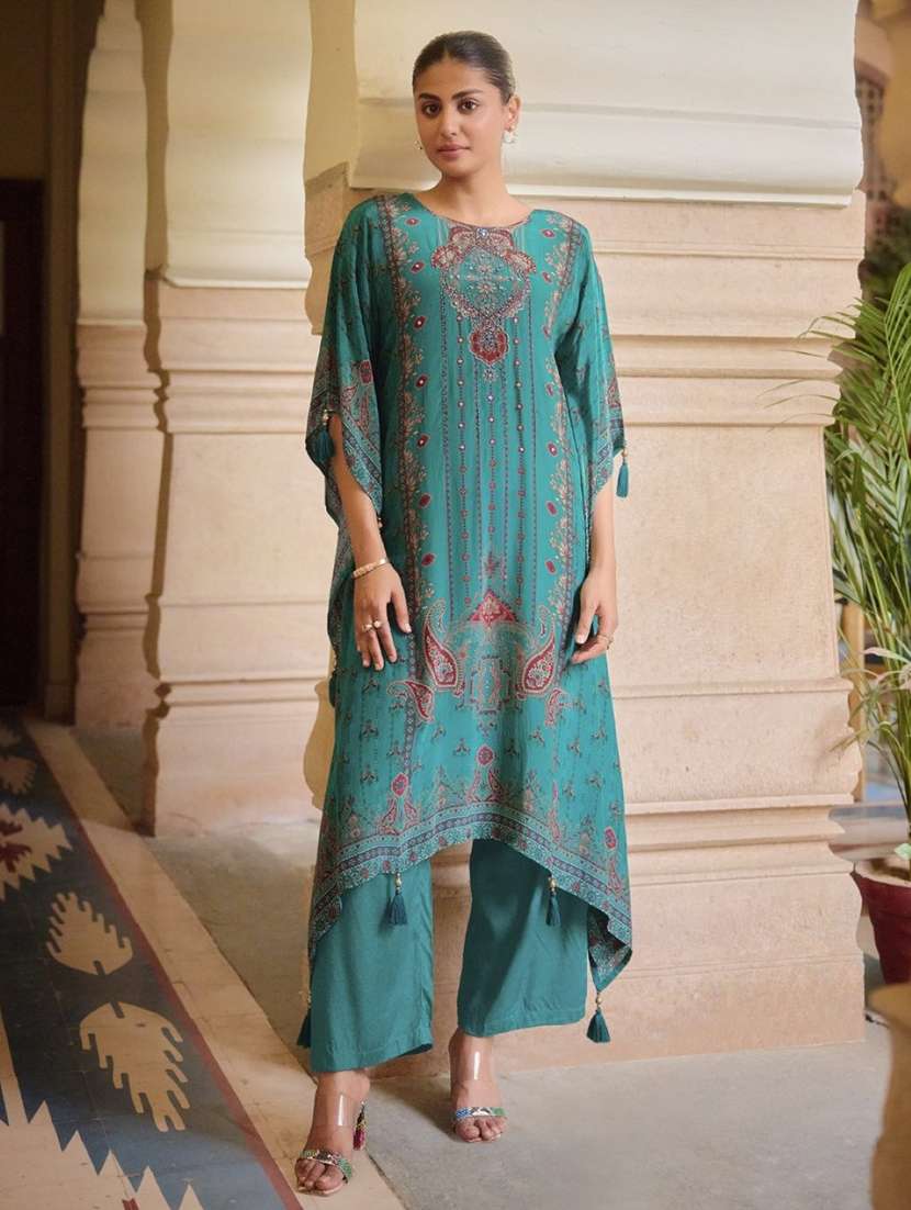 women printed kimono sleeve kaftan kurta with pant set - 22076962 - Zoom Image - 0