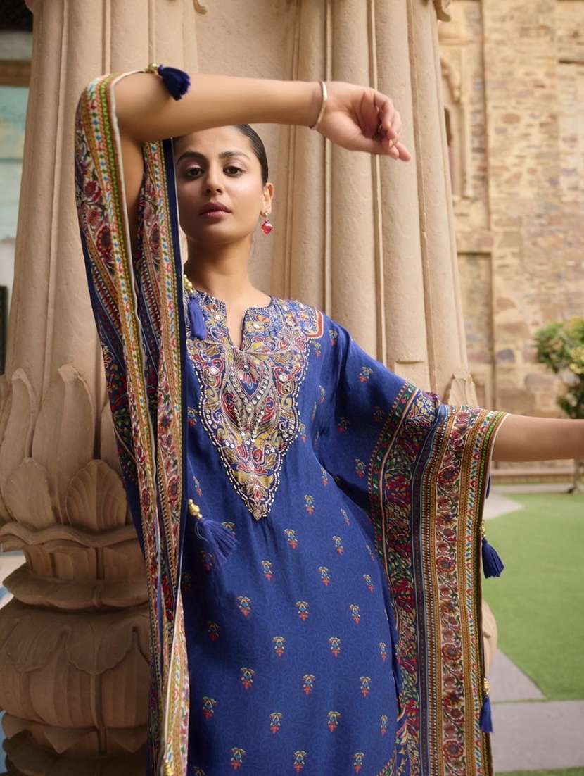women printed kimono sleeve kaftan kurta with pant set - 22076964 - Standard Image - 3