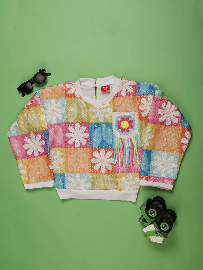 girls self desigend long sleeve top