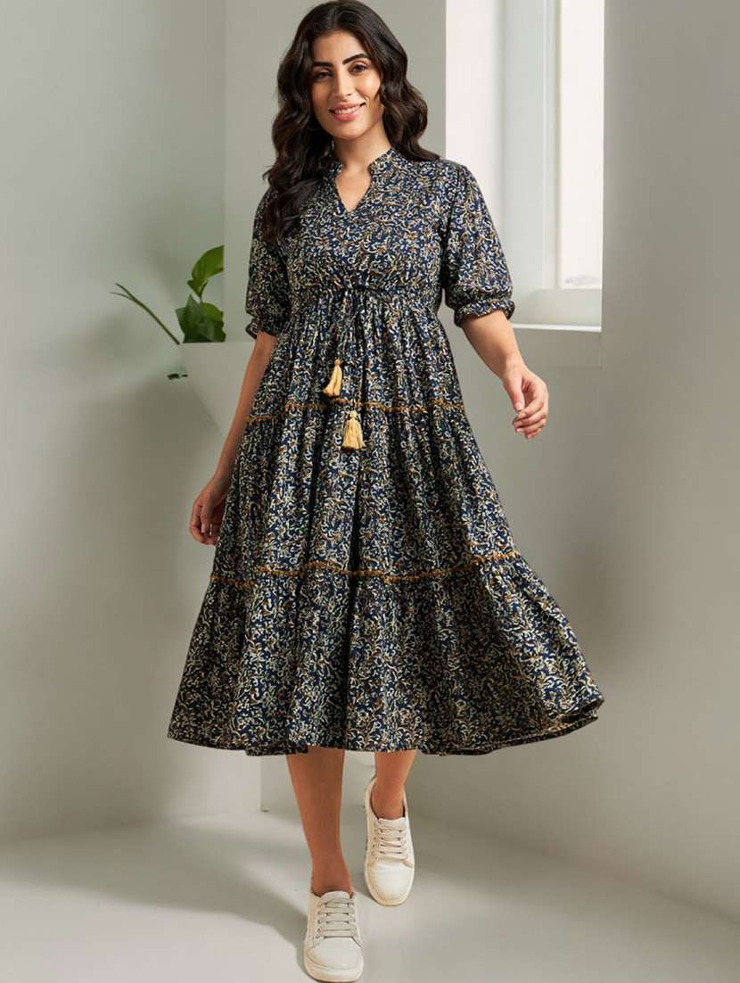 women printed puff sleeve tiered dress - 22077630 - Zoom Image - 0