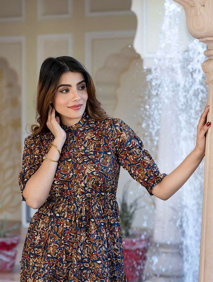 women printed puff sleeve tiered dress - 22077640 - Standard Image - 3