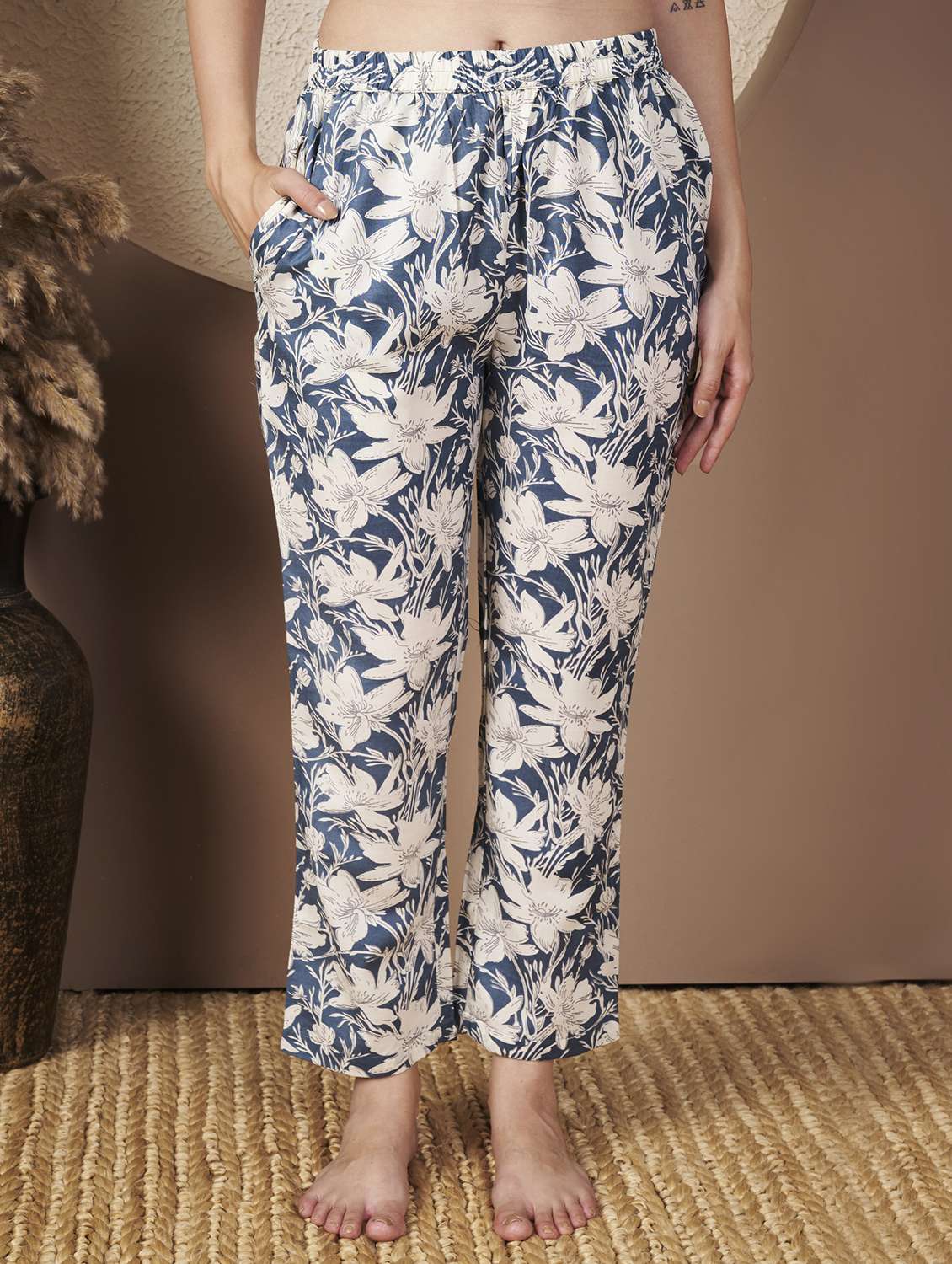women printed nightwear pyjama set - 22077821 - Standard Image - 5