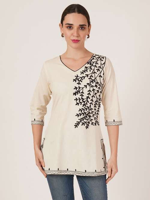 women embroidered three quarter sleeve kurti - 22077948 - Standard Image - 0