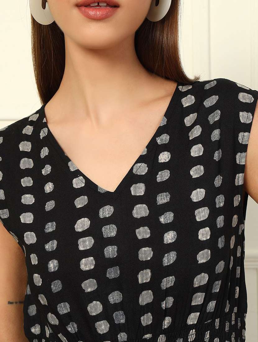 women printed sleeveless tiered maxi dress - 22077966 - Standard Image - 3