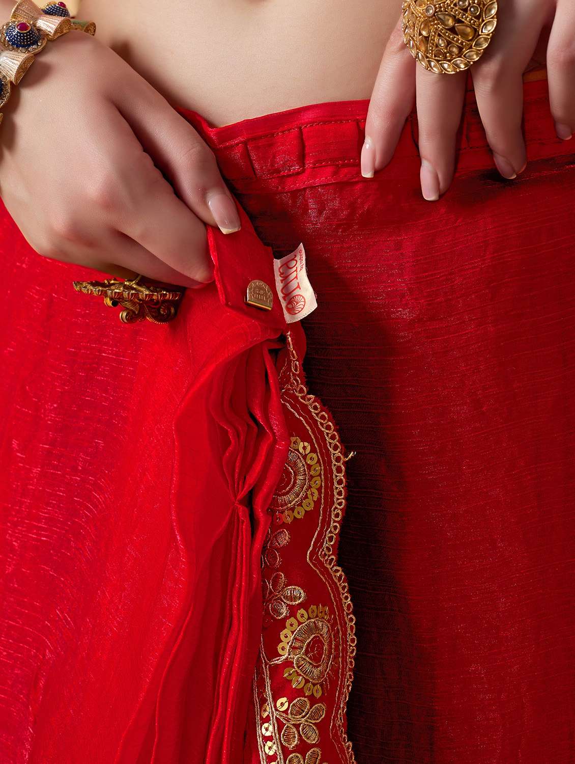 women solid with bordered ready to wear saree with blouse - 22078211 -  Standard Image - 5