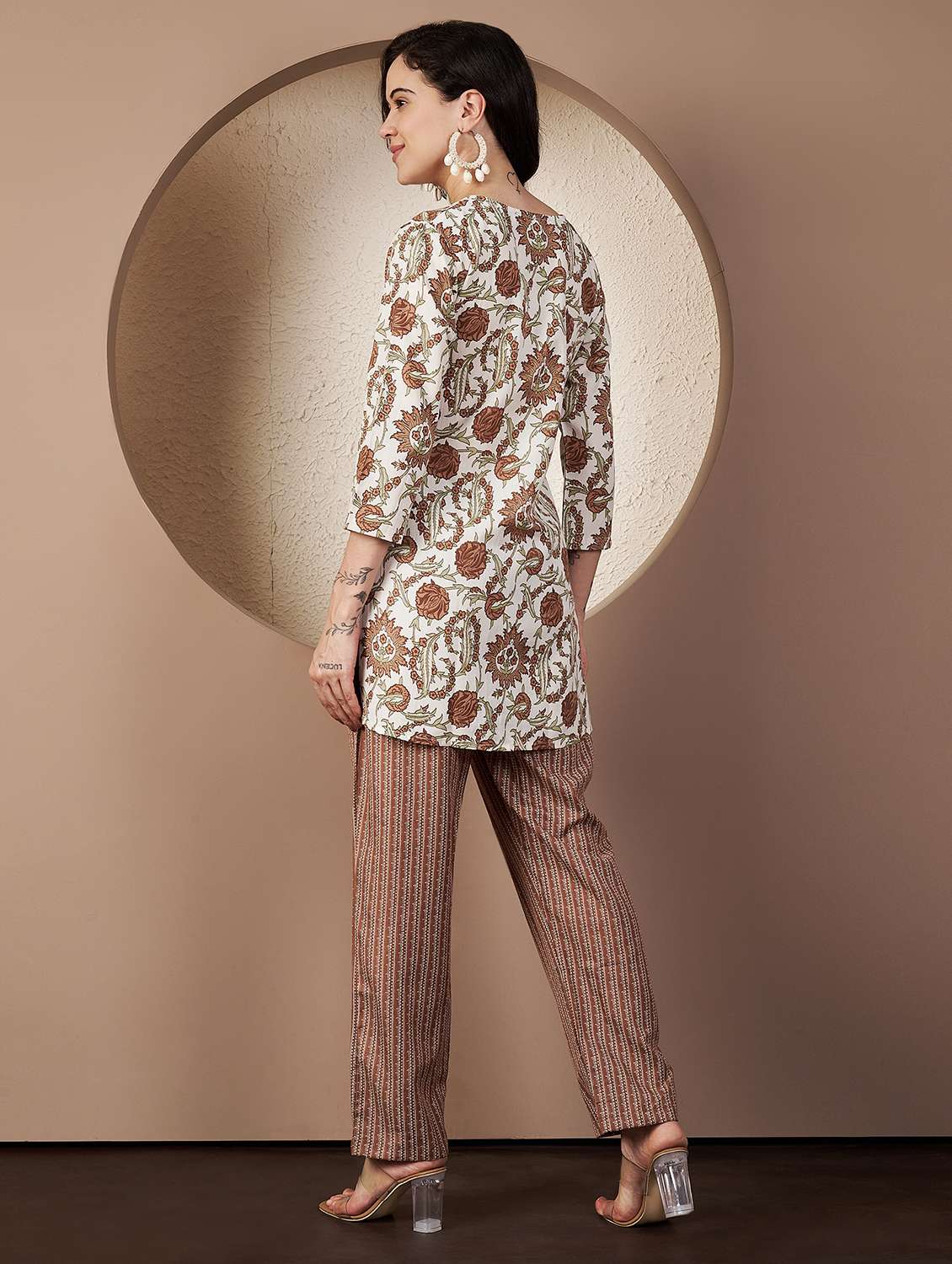 women printed three quarter sleeve co-ord set - 22078244 - Standard Image - 3