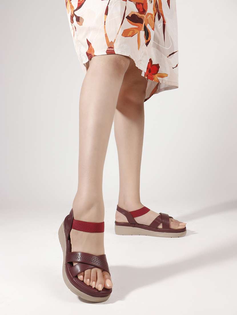women solid back strap wedge - 22078312 - Standard Image - 5