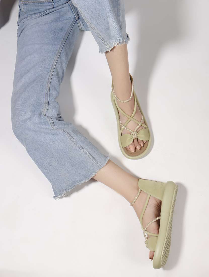 women solid strappy gladiators flats - 22078336 -  Standard Image - 5