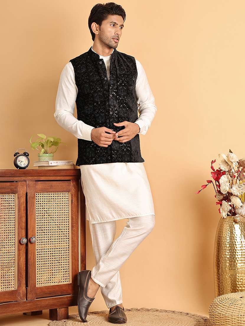 men solid with work mandarin neck regular fit nehru jacket - 22078370 -  Standard Image - 3
