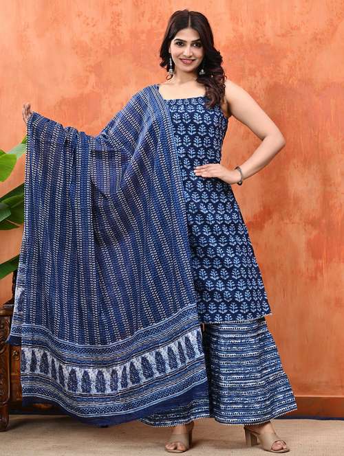 women printed shoulder strap kurta sharara with dupatta set - 22078385 -  Standard Image - 0