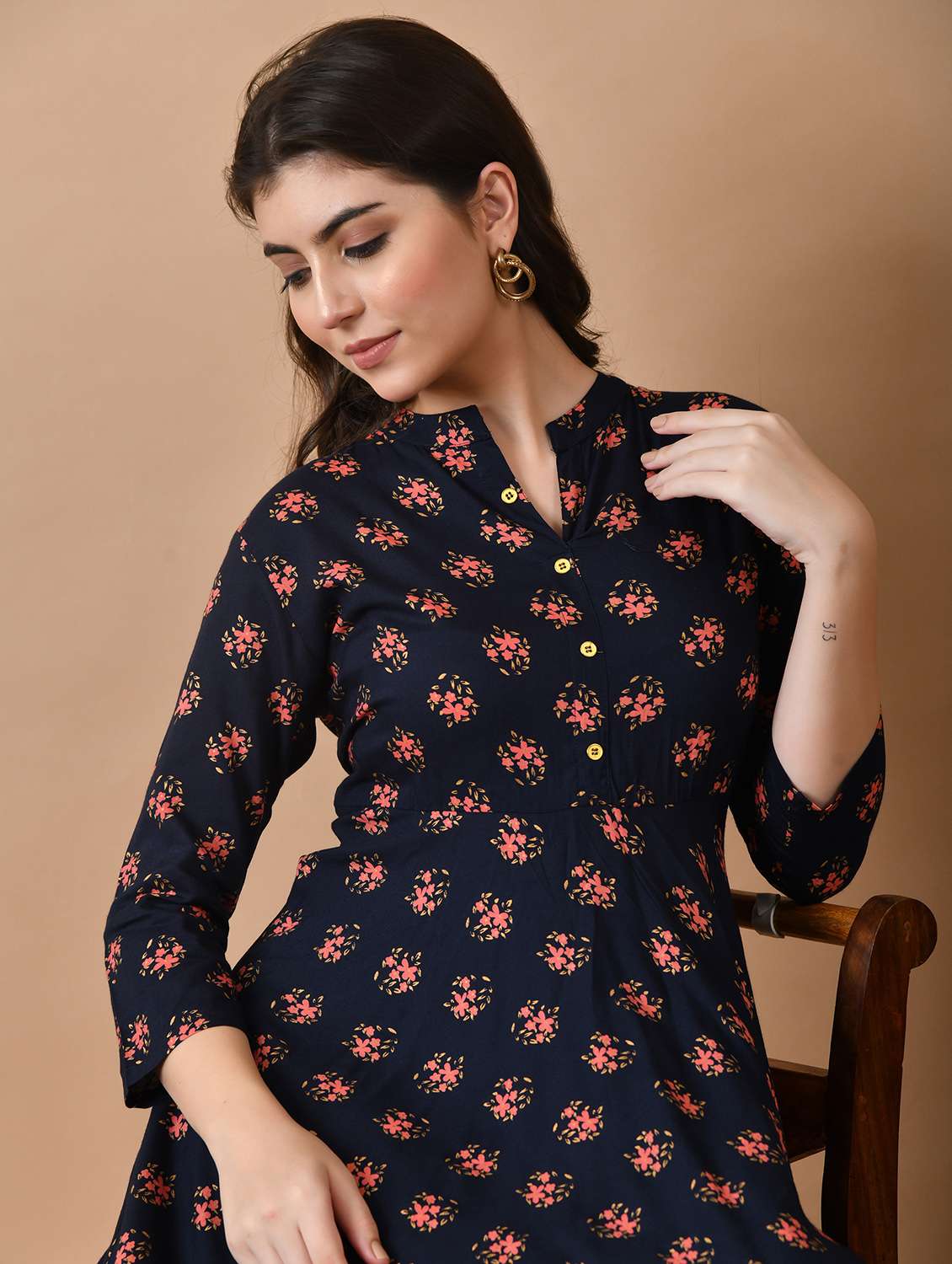 women floral printed three quarter sleeve flared ethnic dress - 22078418 - Standard Image - 5