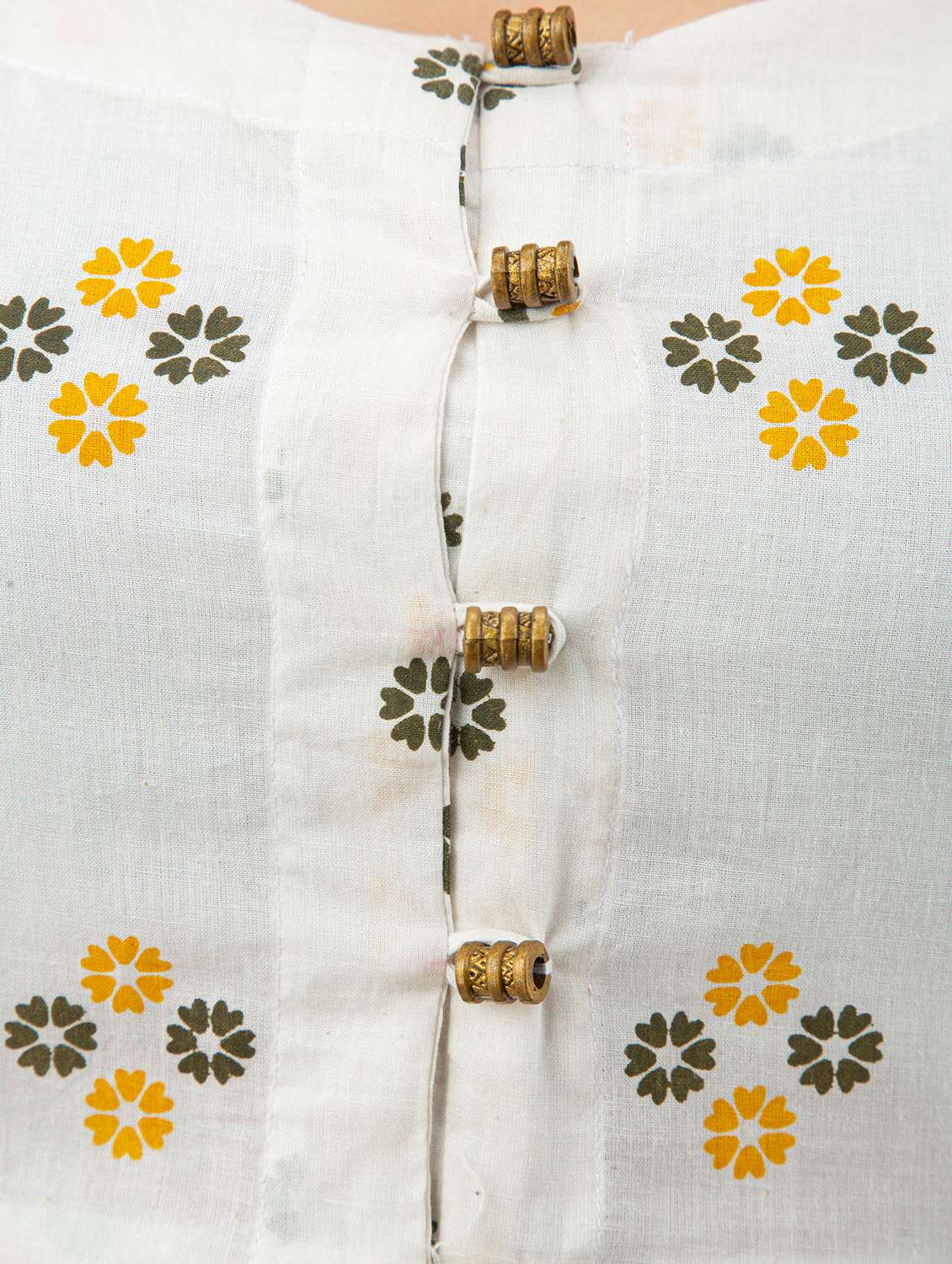 women floral printed sleeveless front slit kurta - 22078439 - Standard Image - 5