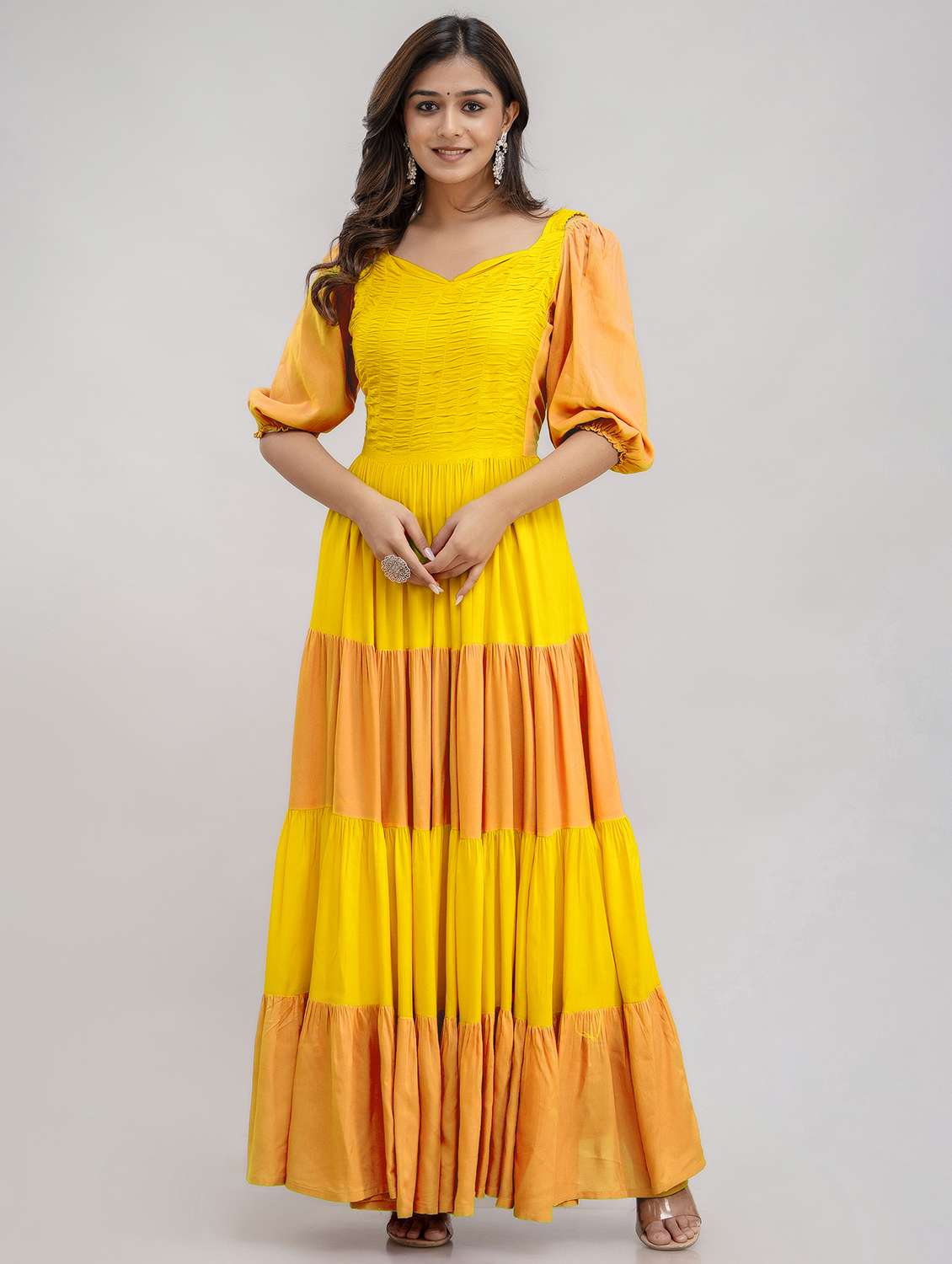 women color block puff sleeve tiered maxi dress - 22078440 - Zoom Image - 0
