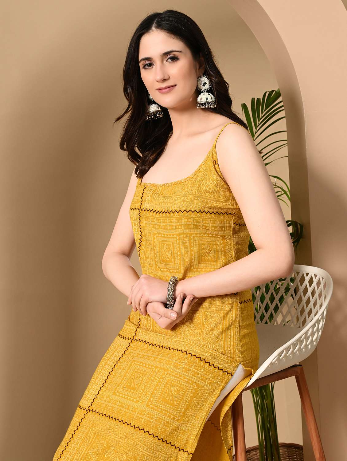 women printed shoulder strap straight kurta - 22078442 - Standard Image - 5