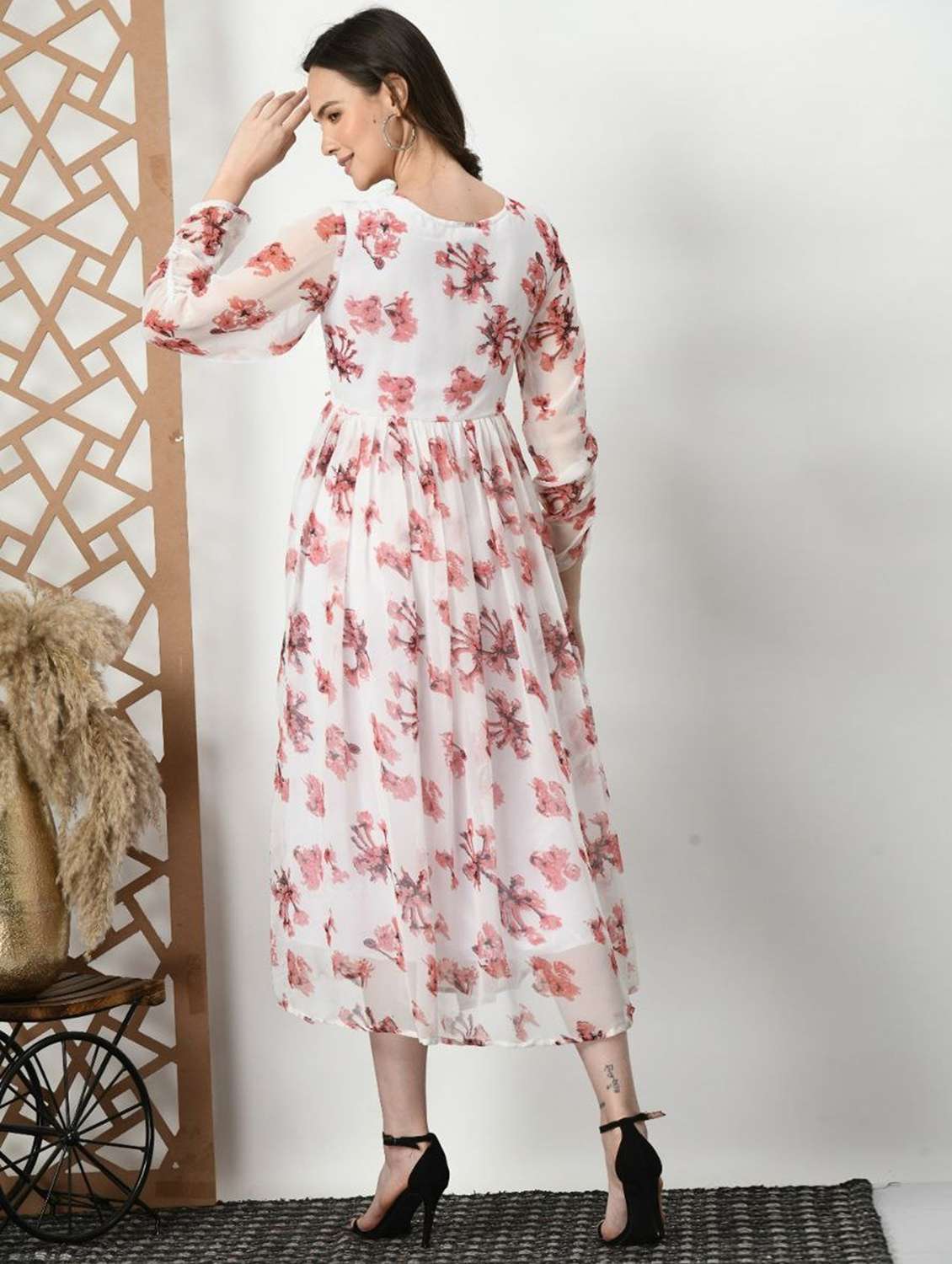 women floral long sleeve kurta with dupatta set - 22078461 -  Standard Image - 3